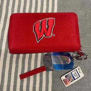 Wisconsin Red Zip Wallet with W Logo NEW